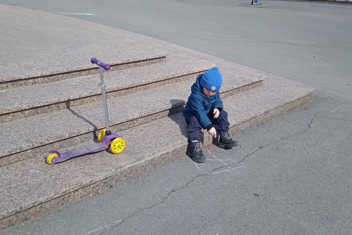 Ребенка накормили, пока ждали реакции правоохранителей.  Фото: ФедералПресс / Нина Калинина