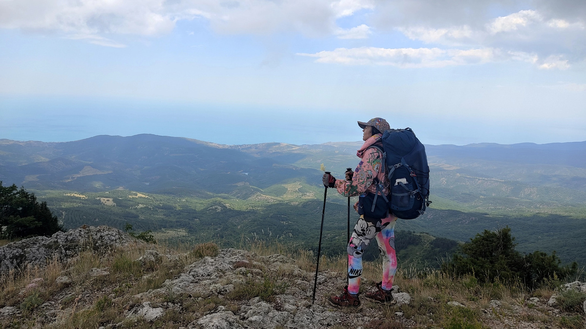 На четвертый день чувствую себя частью природы. Рюкзак давно врос в меня