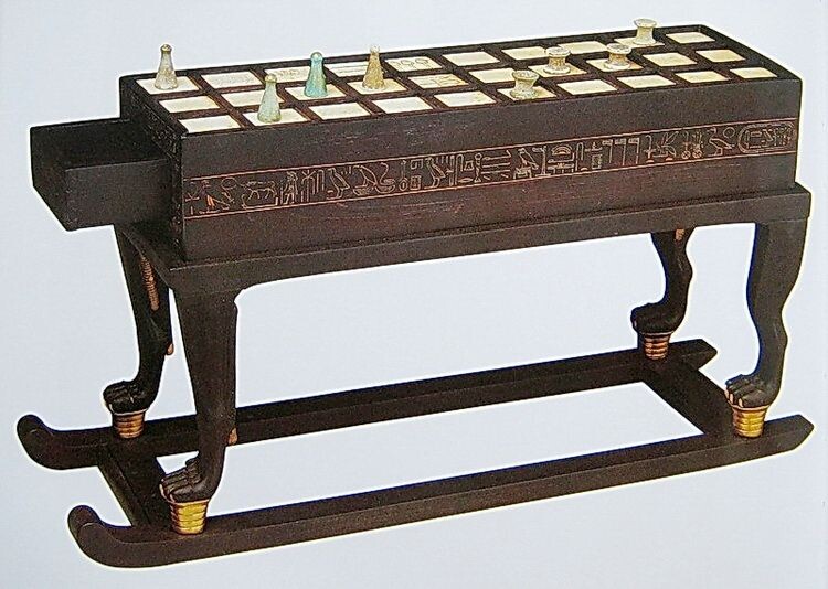 Сенет. Фото с сайта ru.pinterest.com