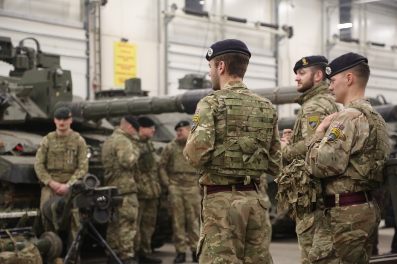    Alexander Welscher/dpa/Global Look Press