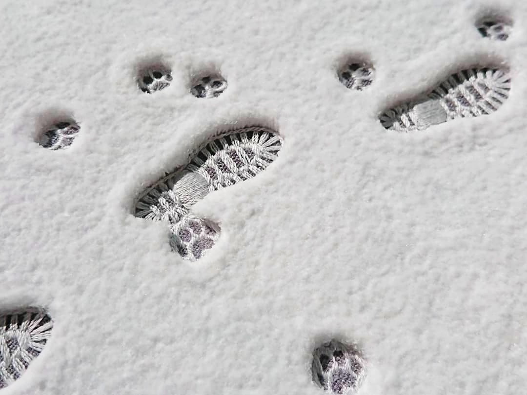 Все верно, это вышивка.