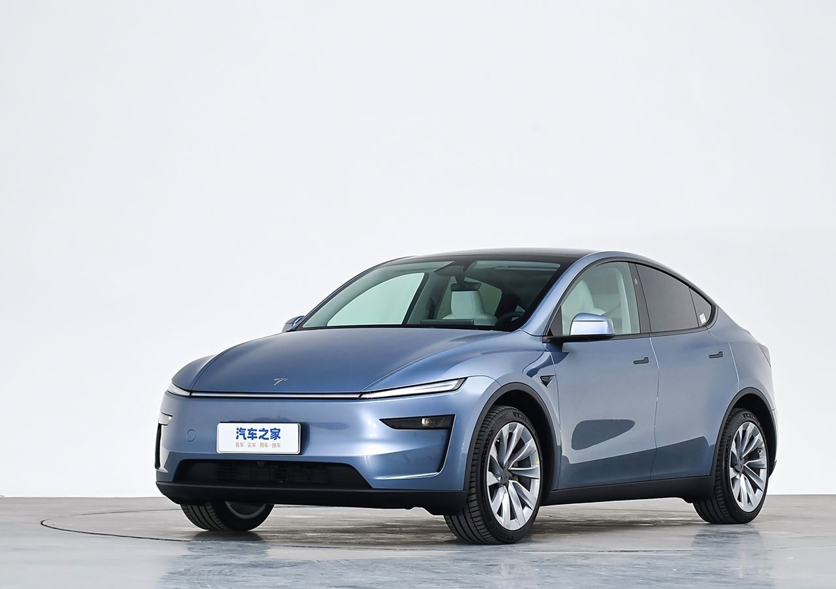 Tesla Model Y после глубокого рестайлинга – модель 2025 года