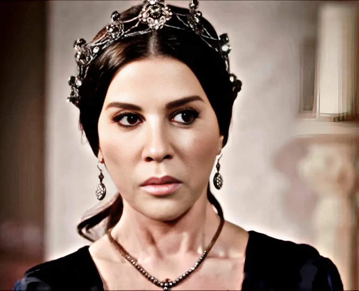 - Давай по порядку. Главное все живы, и это уже хорошо. 