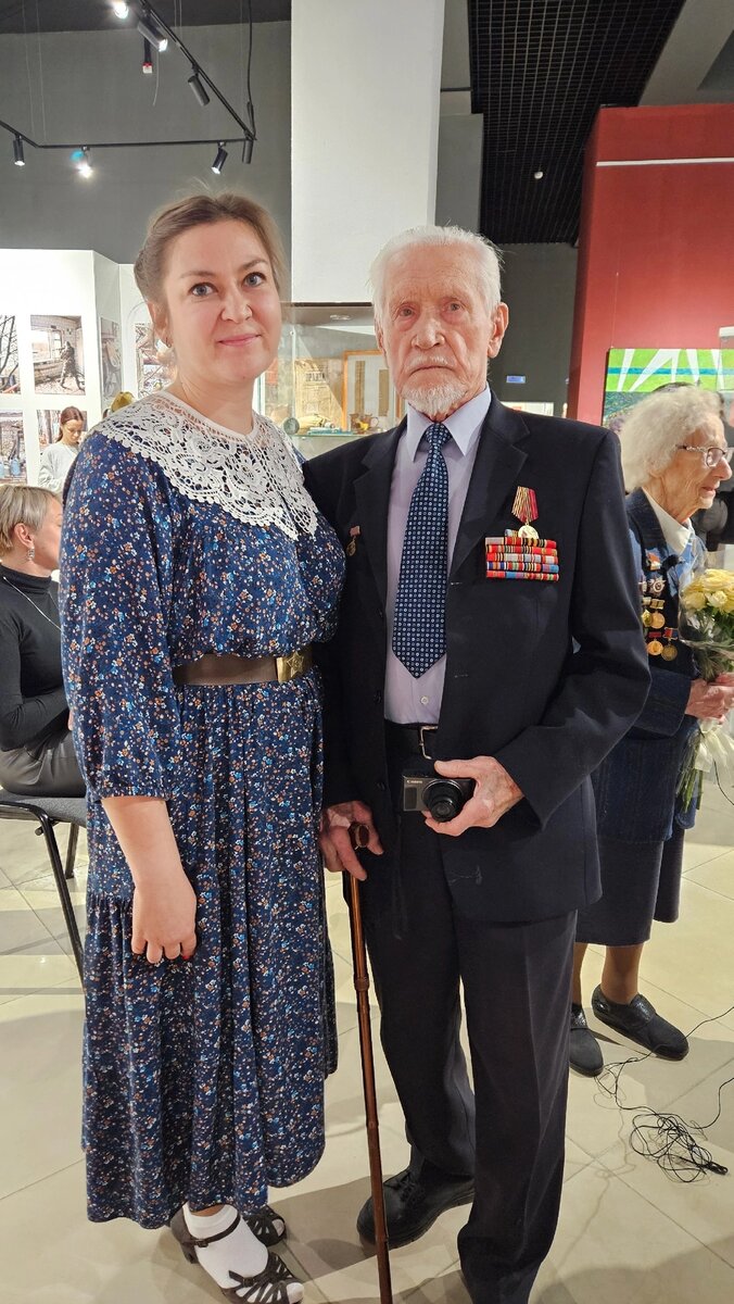 Я с Борисом Сергеевичем, ему 98 лет