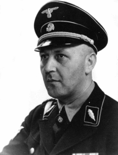 Йозеф Фицтум (14 сентября 1896, Энгельхартштеттен, Нижняя Австрия, Австро-Венгрия — 10 января 1945, Винер-Нойдорф, Нижняя Австрия) — военачальник нацистской Германии, генерал-лейтенант Ваффен-СС и полиции, группенфюрер СС, командир 21-й горной дивизии СС «Скандербег» (1-й албанской). Специальный представитель рейхсфюрера СС в Албании во время Второй мировой войны