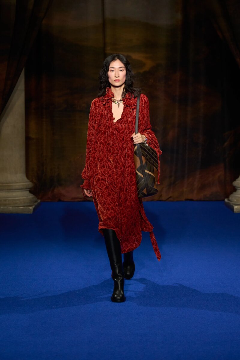 Burberry Fall 2025 Ready-To-Wear