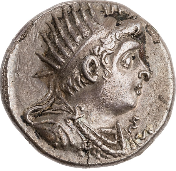 Все древние письменные источники изображают Эвергета чудовищем отвратительной наружности, беспощадным в своей мстительности. После вступления на престол он, до этого именовавшийся просто как Брат или Младший Брат, принял эпиклесу Эвергет («Благодетель»), связанное с его прославленным предком Птолемеем III Эвергетом. Но александрийцы прозвали его Какергетом («Злодеем»). Как известно, он был чрезвычайно тучен, отчего его также звали Фискон («Пузо»), хотя сам он именовал себя Трифоном («Великолепным»).