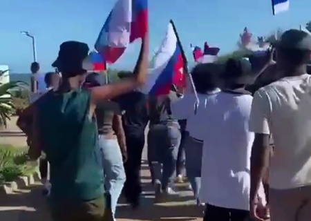    Жители ЮАР под трек "Сигма бой" разогнали акцию "Ассоциации украинцев ЮАР" в поддержку Украины