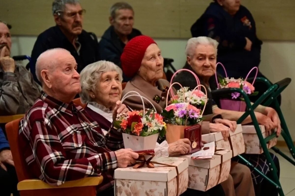    На Урале еще семь ветеранов получили юбилейные медали к 80-летию Победы