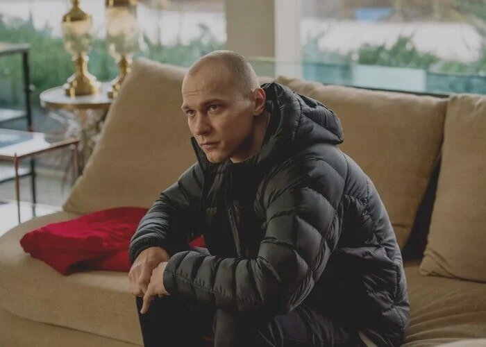    Кадр из фильма "Анора" (18+)