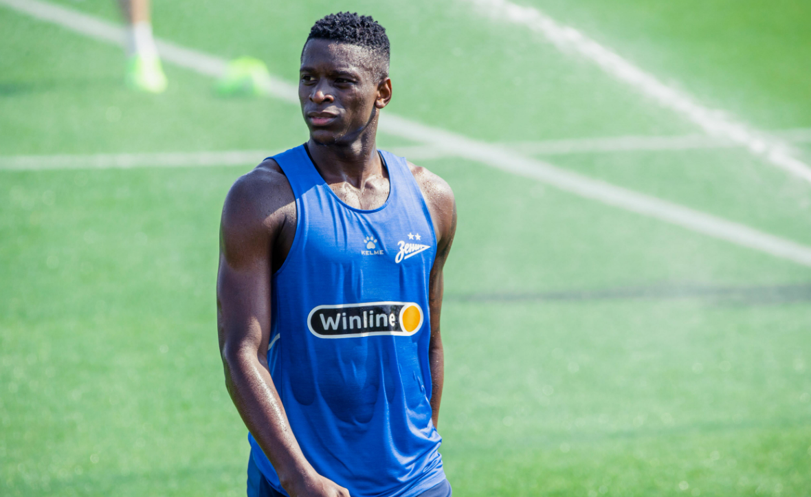 По мнению Сергея Семака, Луису Энрике потребуется время на адаптацию в "Зените". Фото: соцсети