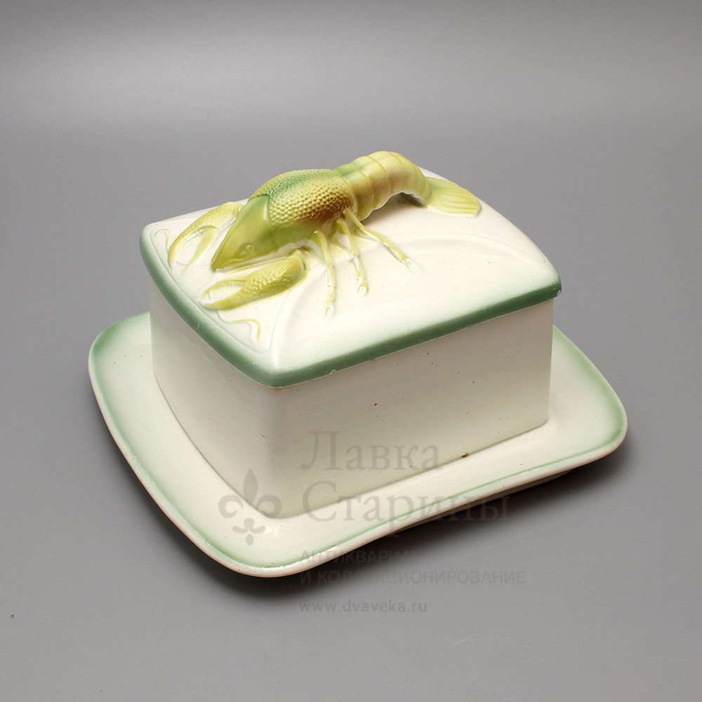 Антикварная фаянсовая масленка «Рак», Кировский фаянсовый завод, СССР, 1927-30 гг. Фото с нашего сайта dvaveka.ru