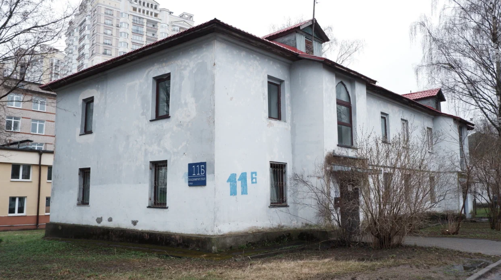 Листайте вправо, чтобы увидеть больше изображений