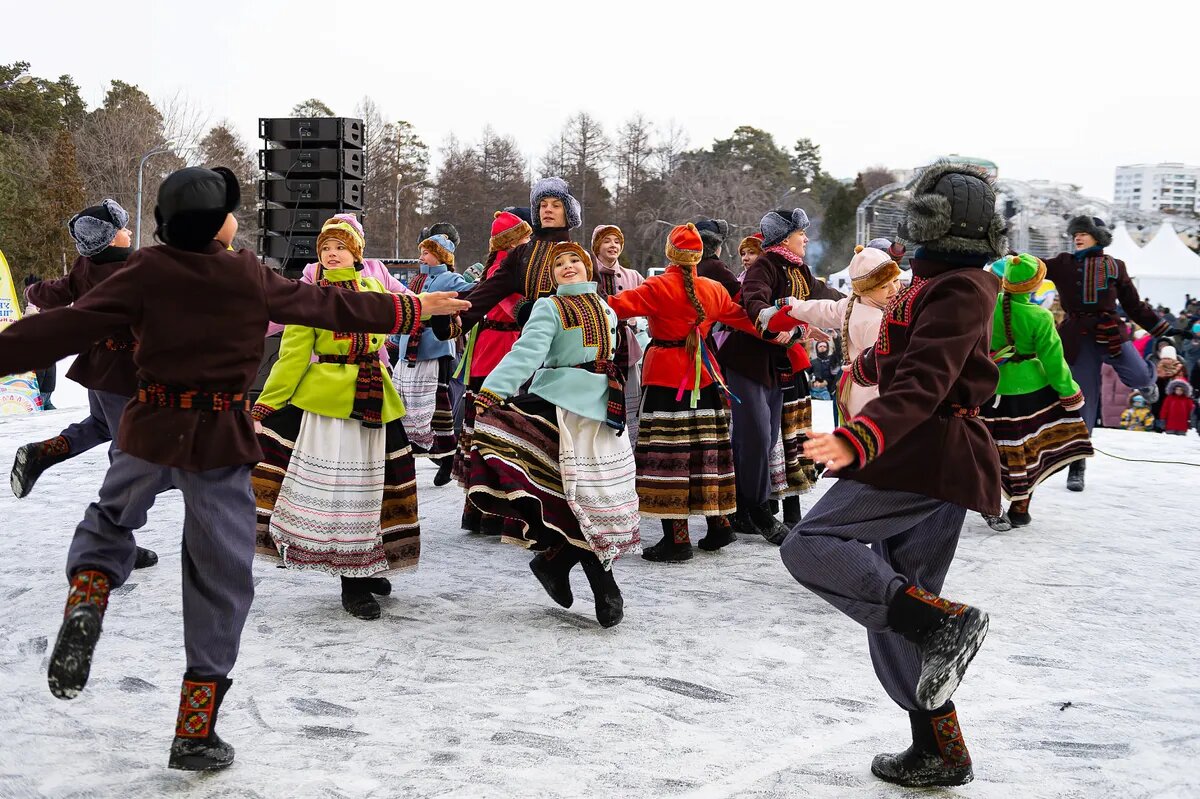 Зимние уличные гулянья обычно проходят в городских парках |Фото: Андрей Ткаченко