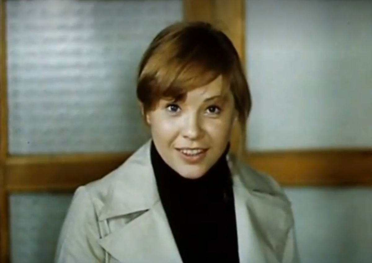 Кадр из кинофильма "Нежданно-негаданно", 1983 г., режиссер Геннадий Мелконян, сценарист Эмиль Брагинский, композитор Георгий Гаранян (скриншот)