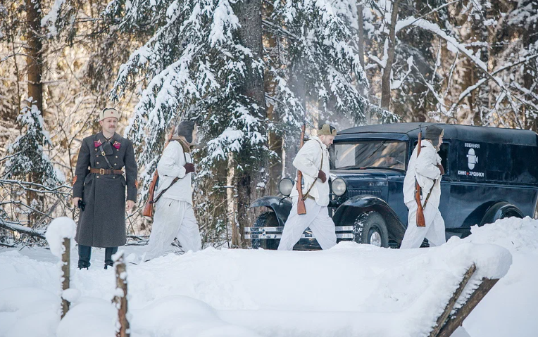 Фрагмент из сериала "Снег и пепел"