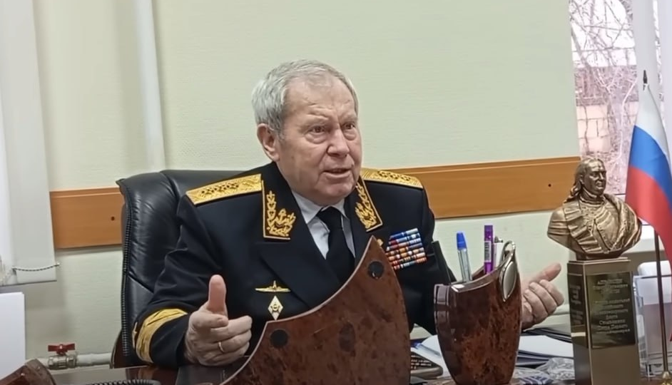 «Даже авианосцы США не спасут»: адмирал Валуев предостерег НАТО от попыток выбить Россию из Балтики