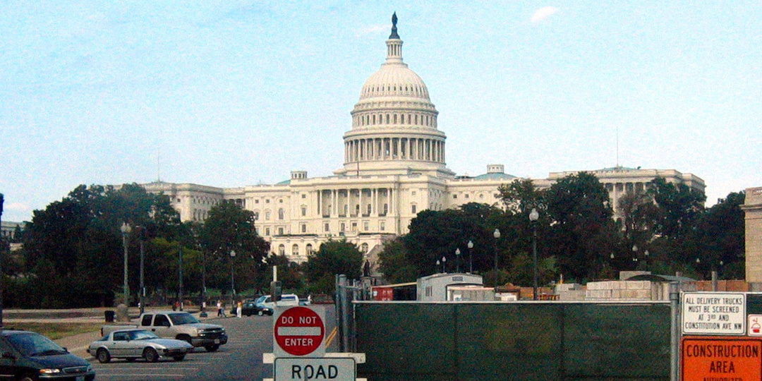 "Мы вас уничтожим": в США предупредили выступившую против мира Европу