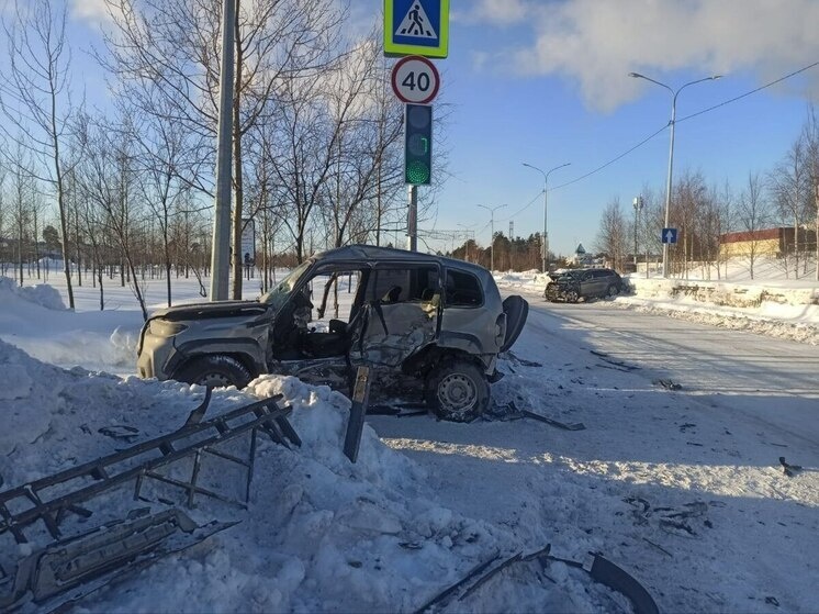 Фото тани после дтп В Муравленко в двойном ДТП пострадали люди МК Ямал Дзен