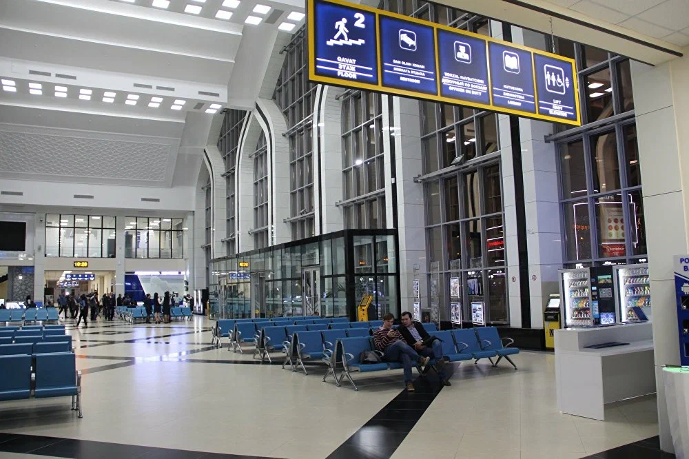 Ташкент. Вокзал. Фото с сайта https://yandex.ru/maps/org/yuzhny_vokzal_goroda_tashkent/196960199314/panorama/?ll=69.226700%2C41.258644&panorama%5Bdirection%5D=149.500000%2C10.000000&panorama%5Bfull%5D=true&panorama%5Bpoint%5D=69.225175%2C41.259870&panorama%5Bspan%5D=0.000000%2C0.000000&z=14. Взято с Яндекс.Картинки