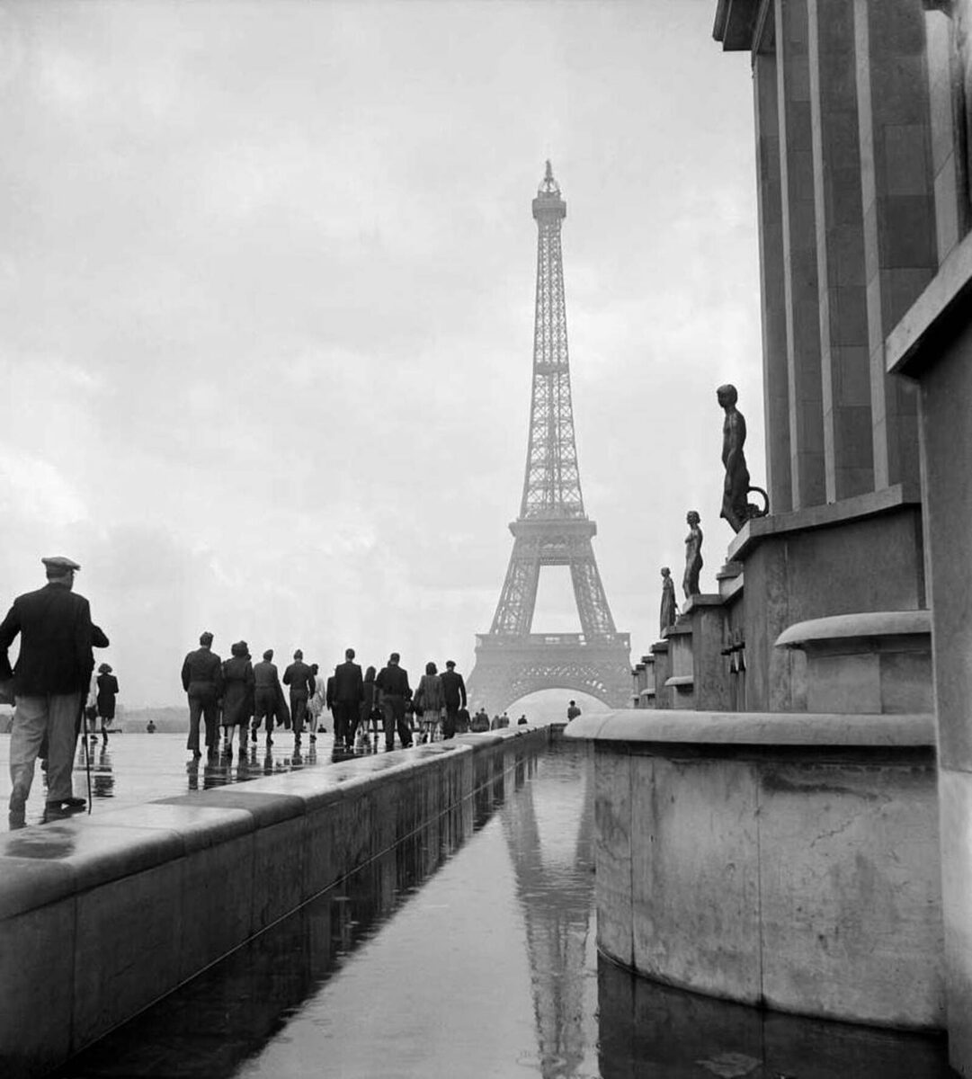 Эйфелева Башня, 1952 год