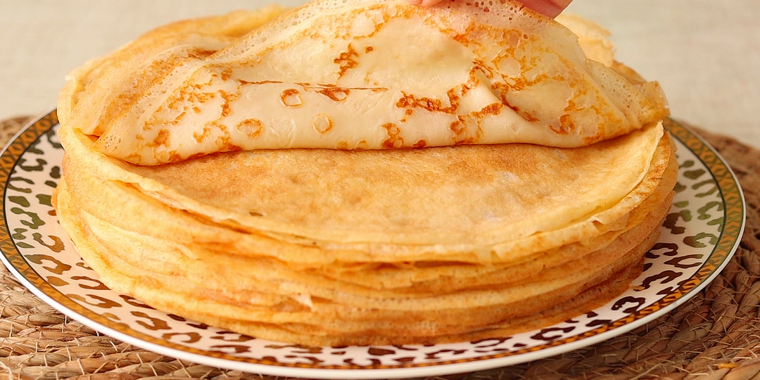 Нежные, кружевные и очень вкусные блины на кефире. Самый простой рецепт.