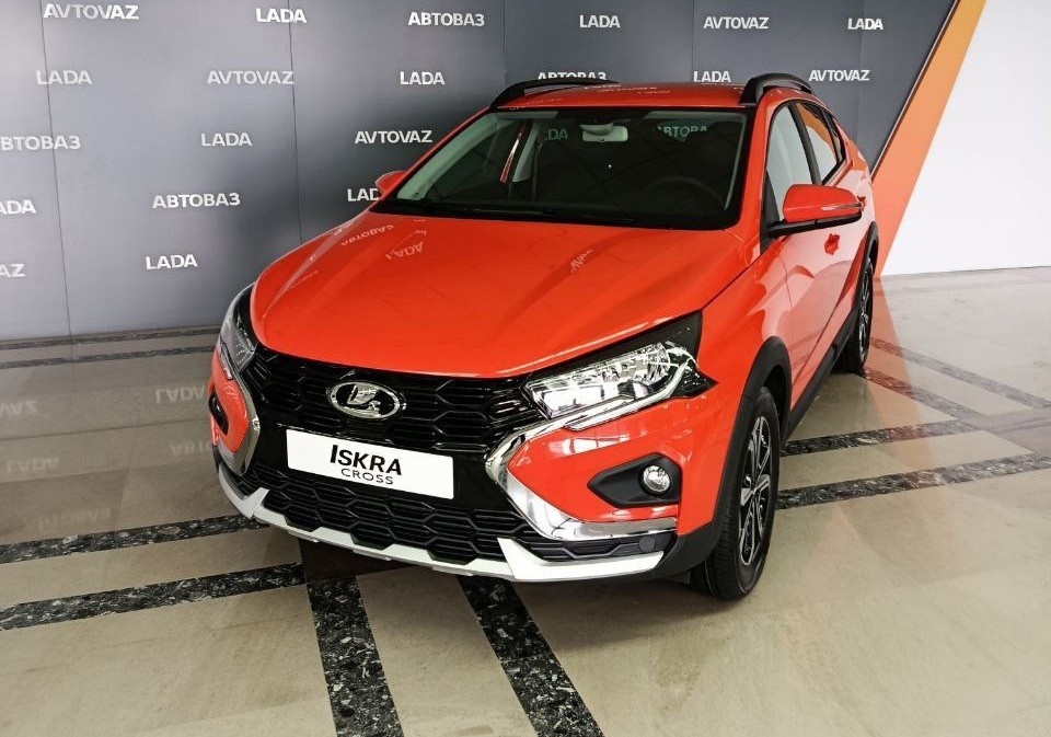 Lada Iskra Cross