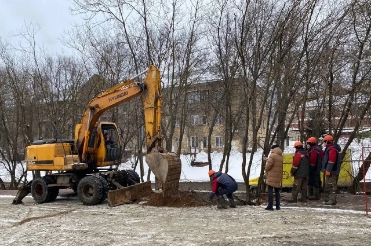    Из-за коммунальной аварии подачу тепла временно ограничили в 18 домах