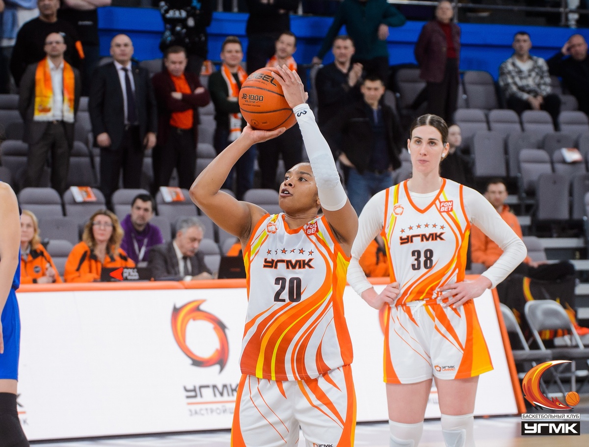 Алекс Бентли