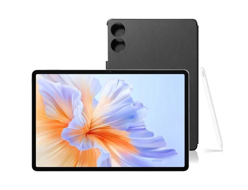 Расширенная комплектация включает чехол-клавиатуру и стилус