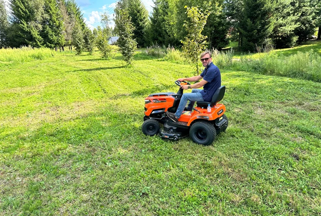 YARD FOX® T 108SCH для скашивания больших территорий без травосборника