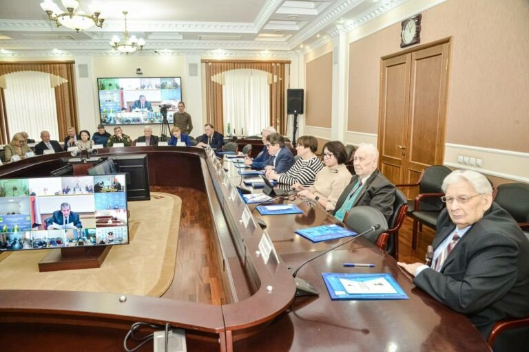    Совет старейшин обсудил вопросы подготовки к празднованию в Оренбуржье 80-летия Великой Победы Кристина Просвиркина