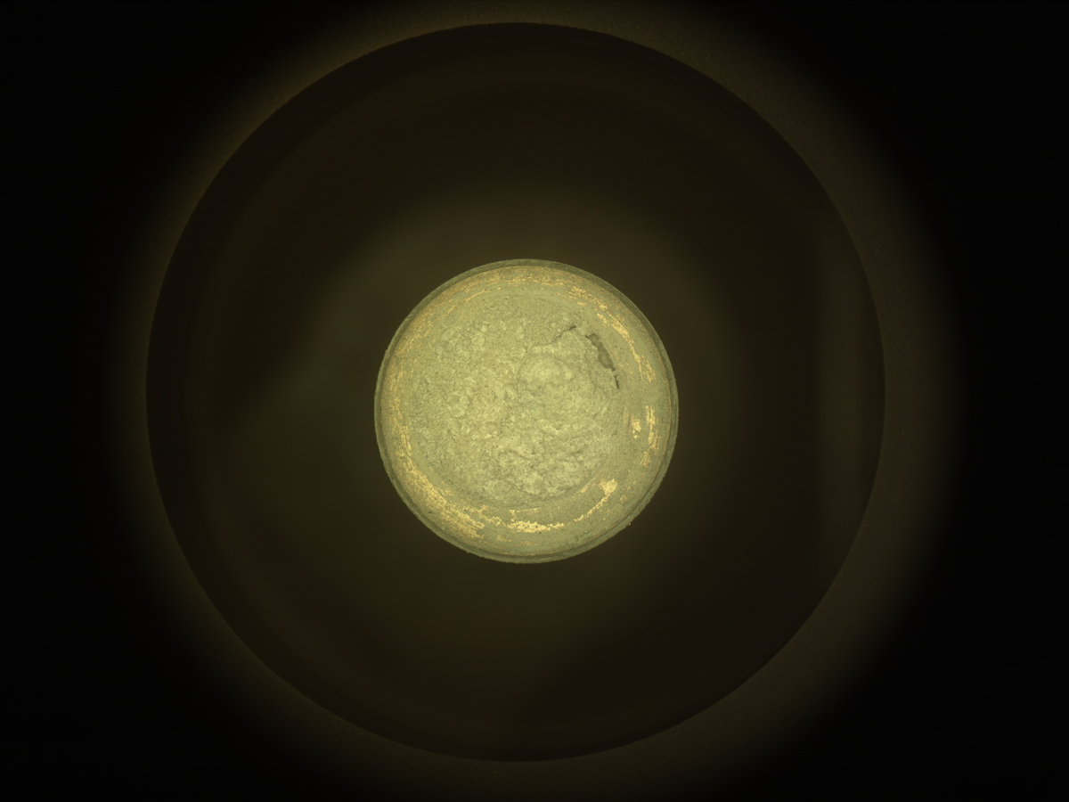 Этот снимок был сделан еще 9 солов назад (1420 сол)