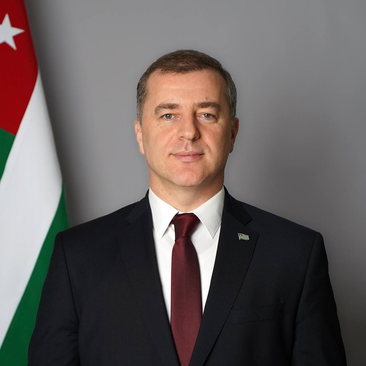 Кандидат в Президенты Республики Абхазия Адгур Ардзинба