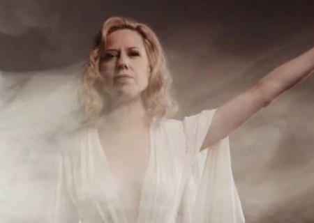    В Госдуме озаботились деятельностью Первого канала, вырезавшего из эфира песню "Русские"