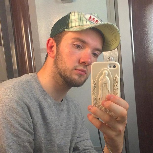    Бывший главный дизайнер Yeezy Пьер-Луи Овре. Фото: @forbiddenkn0wledge