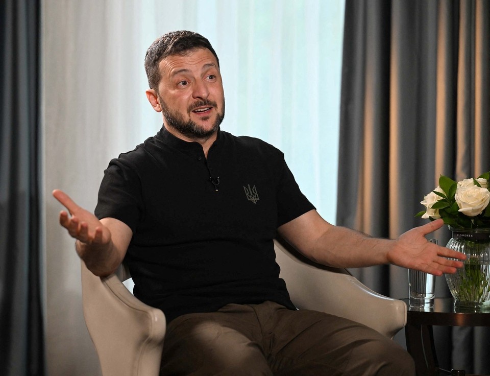 Зеленский - о многомиллиардных траншах из США: "Вопрос не в том, что мы не благодарны. Мы благодарны, но это был грант". Фото: REUTERS