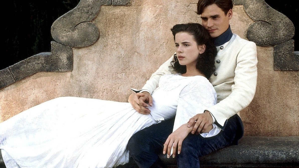 Кадр из фильма «Много шума из ничего», 1993 год, режиссер Кеннет Брана