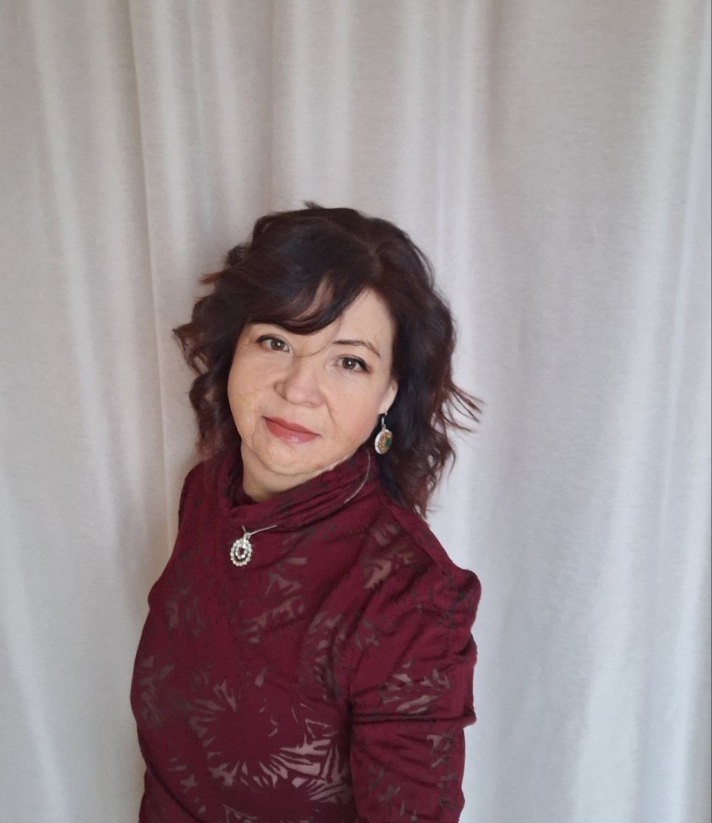 Наполняйтесь энергией, дарите миру любовь и красоту. И пусть в вашу жизнь приходят такие же, как вы и никак по-другому. А какие вы сейчас?