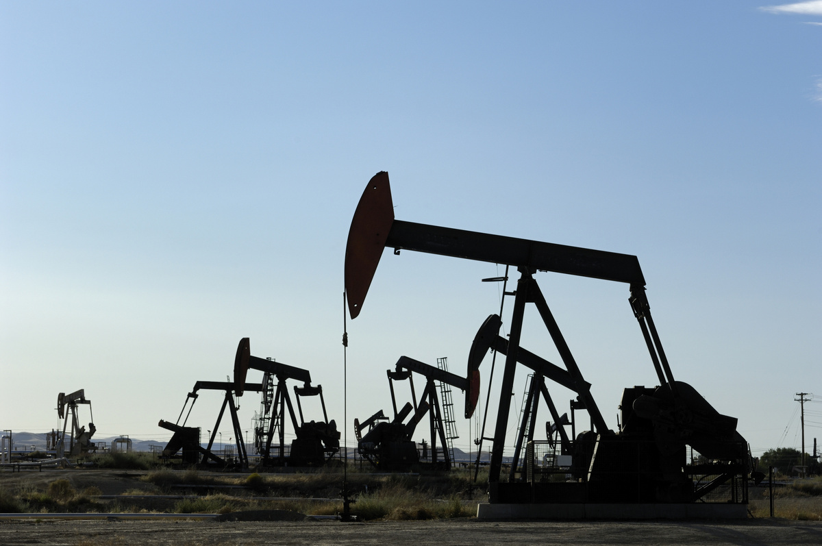     Добыча нефти / Gettyimages.ru / GomezDavid