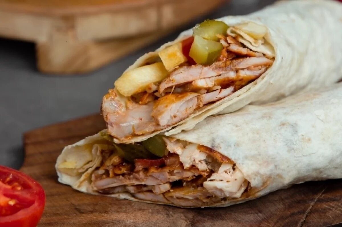    Еда в некоторых точках общепита в Чусовом оказалось небезопасной.