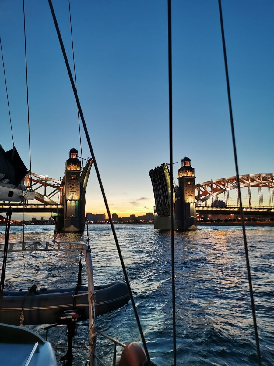 Самый красивый мост с воды. Из лисного архива.