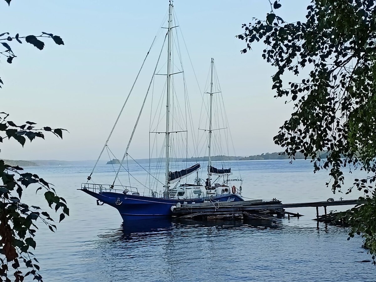 Яхта Мария.