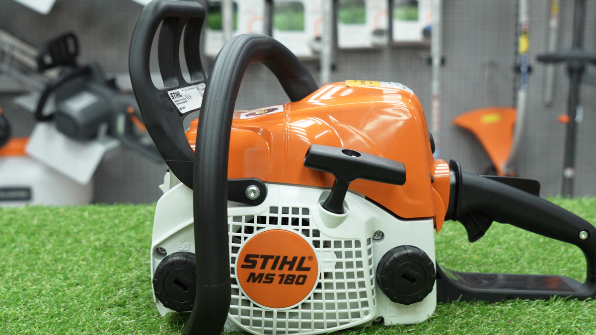 На фото STIHL MS 180