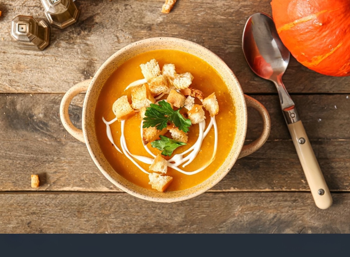 Вместо мускатного ореха можно добавить щепотку куркумы.