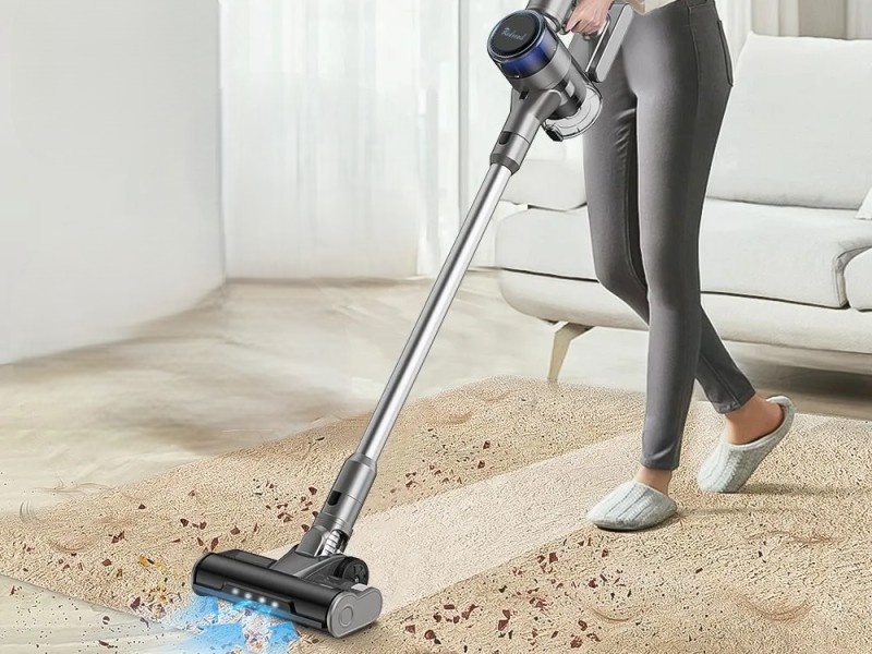    Вертикальный пылесос Redroad X17 с мощным мотором доступен со скидкой