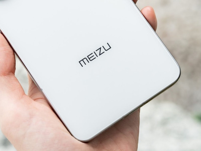    Meizu показала, какие новинки привезёт на MWC 2025. Среди них есть смартфон