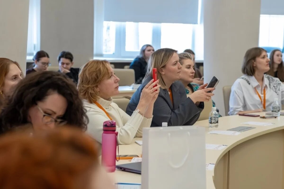    Лучших специалистов в области коммуникаций определили в Хабаровске