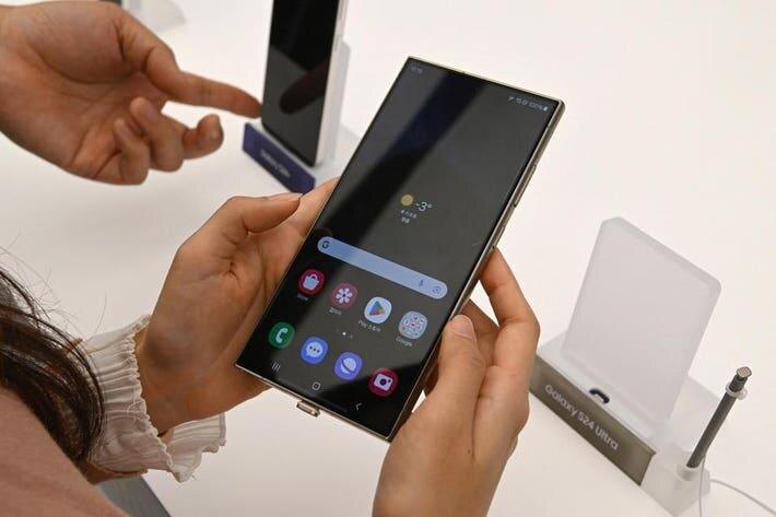 
Как на Samsung Galaxy S25 войти в инженерное меню OneUI Android 16, 15 и увеличить громкость, усилить сигнал