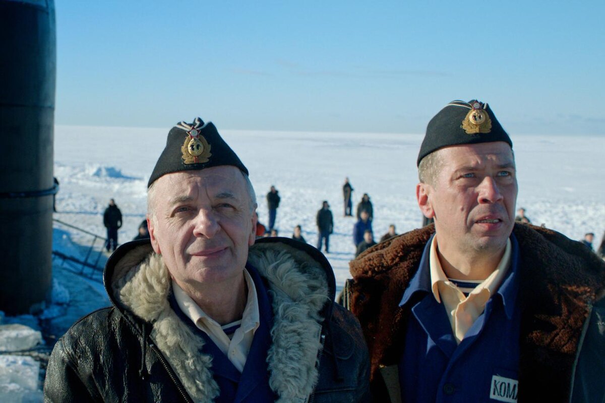 Лодка всплыла на Северном полюсе. Централ Партнершип